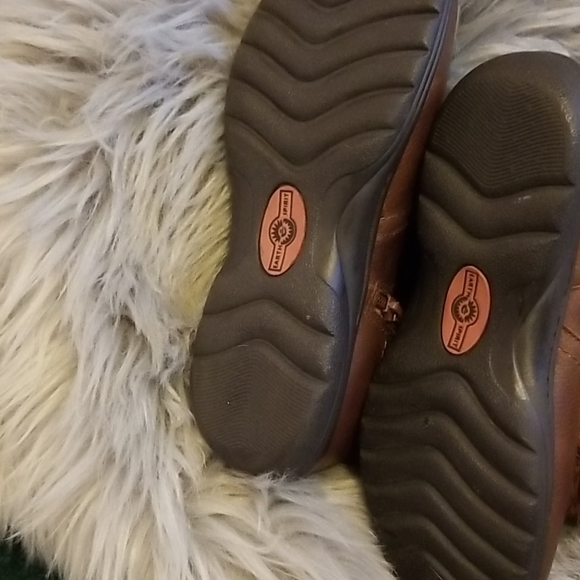 Boots - Picture 4 of 6